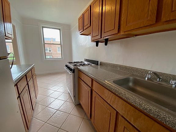 5th image of 41-29 46th St #6J
