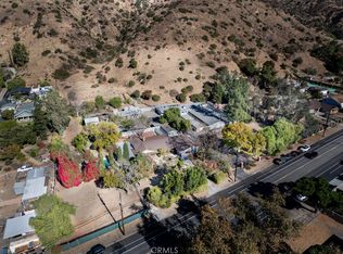9515 La Tuna Canyon Rd, Sun Valley, CA 91352