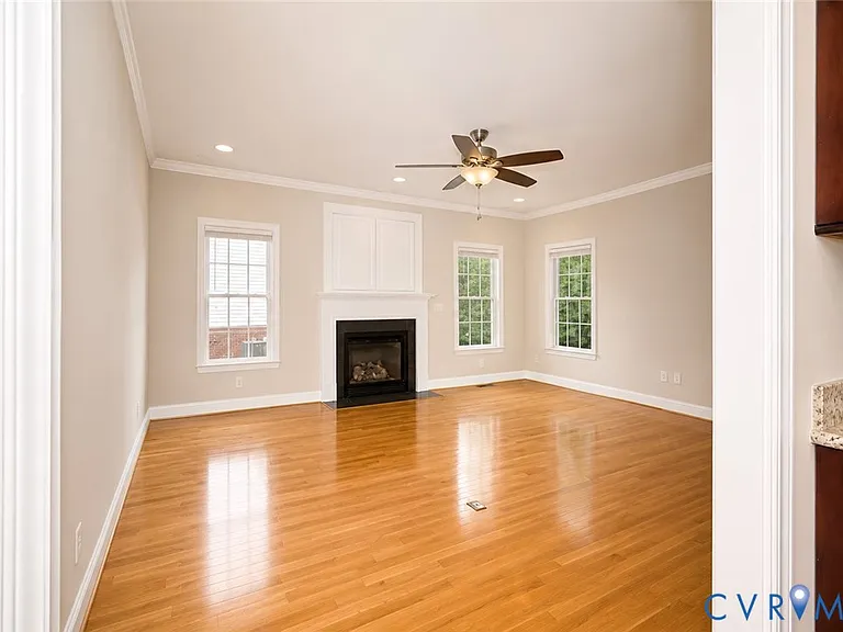 11320 Sadler Oaks Dr — Photo 14
