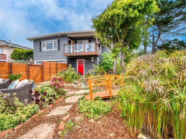 855 San Ramon Ave, Moss Beach, CA 94038