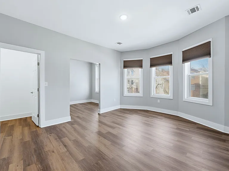 913 S 18th St #2 — Photo 13