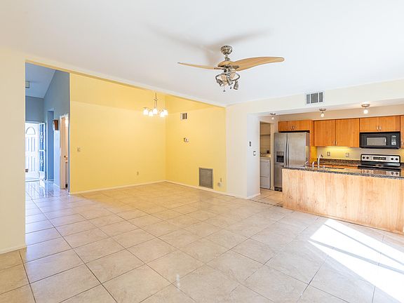 5th image of 3413 SE Sandpiper Cir