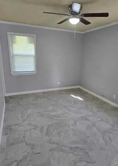 2235 Poinsettia Cir — Photo 18