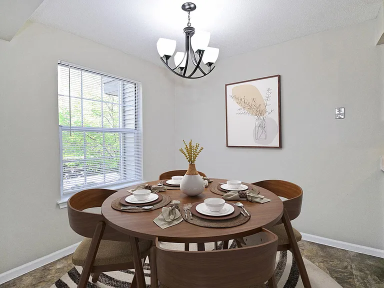 Woodland Valley Apartments — Photo 11