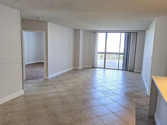 4th image of 3530 Mystic Pointe Dr APT 1607