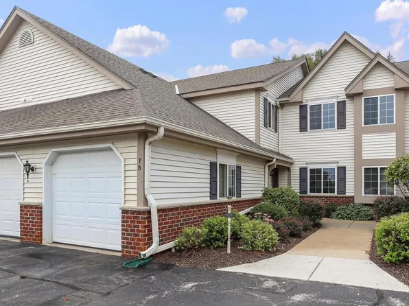 636 Pewaukee ROAD #F, Pewaukee, WI 53072