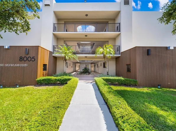 8005 SW 107th Ave APT 317, Miami, FL 33173