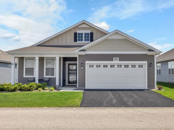 1615 Windsor Rd, Pingree Grove, IL 60140