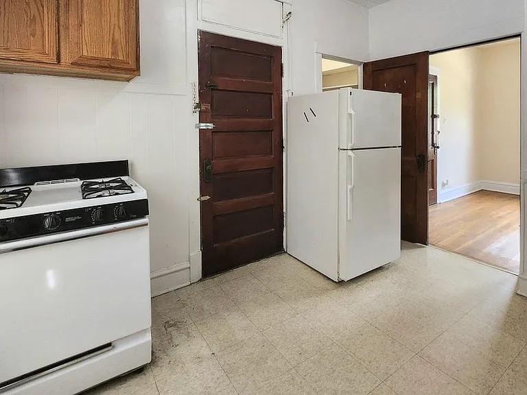 4901 W Cullom Ave #1 — Photo 3