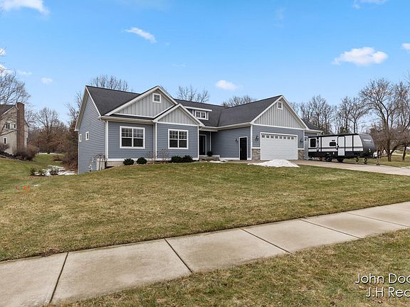 2nd image of 3036 Wausaukee Dr NE