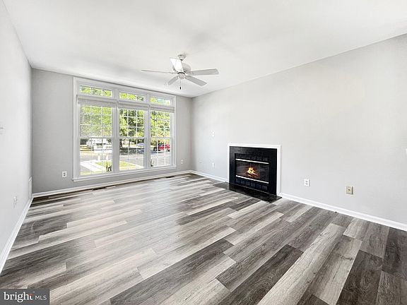 5th image of 3289 Corcyra Ct