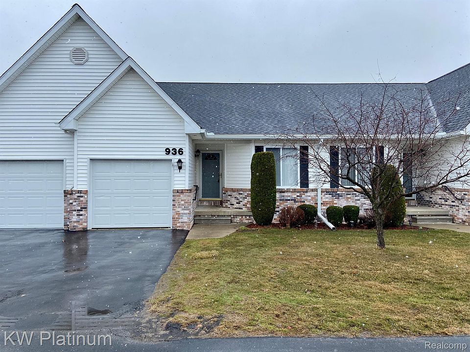 1st image of 936 Lighthouse Dr