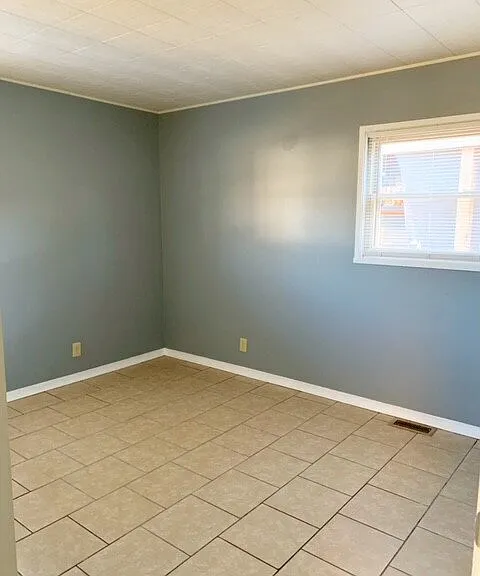4125 Alberta St — Photo 5