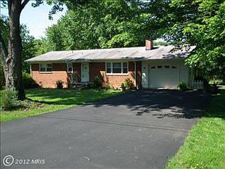 1st image of 7610 Huron Dr