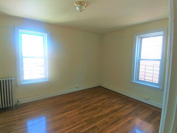 5th image of 2165 Chatterton Ave #12