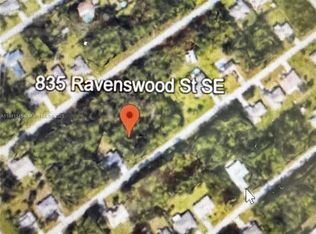835 Ravenswood St SE, Palm Bay, FL 32909