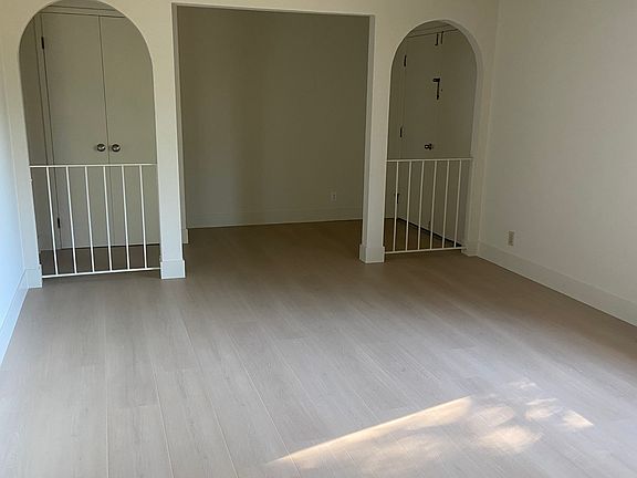 2nd image of 152 Caymus Ct