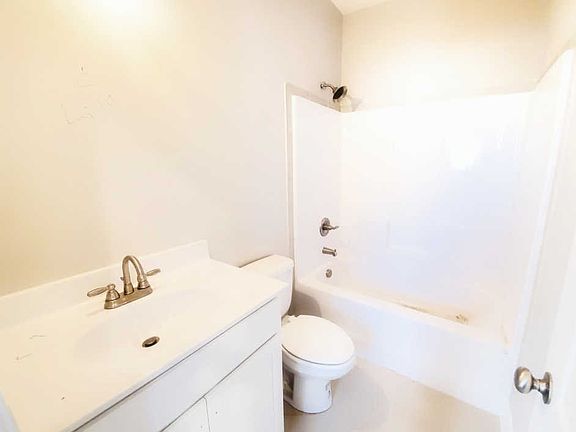 5th image of 77 Reserve At Hickory Wild