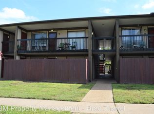 407 N Preston St APT B1, Ennis, TX 75119
