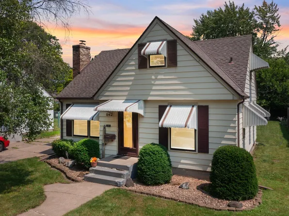1142 Kingsford St, Saint Paul, MN 55106