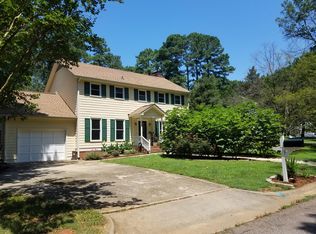 1424 Laughridge Dr, Cary, NC 27511