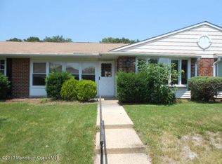 995C Argyll Cir, Lakewood, NJ