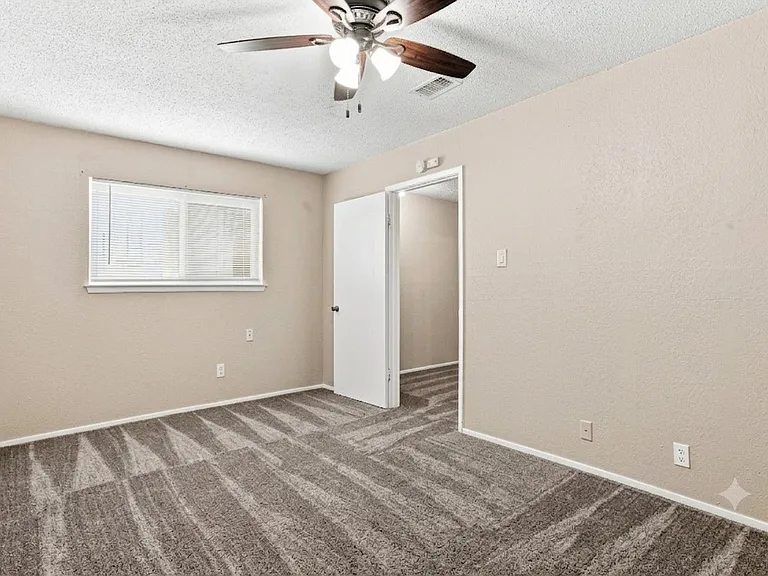 121 Allencrest Dr #123 — Photo 19
