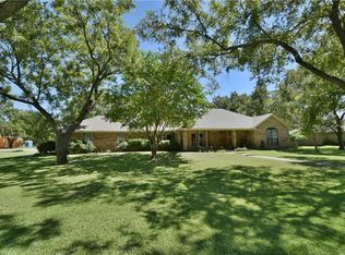 9611 Air Park Dr, Granbury, TX 76049