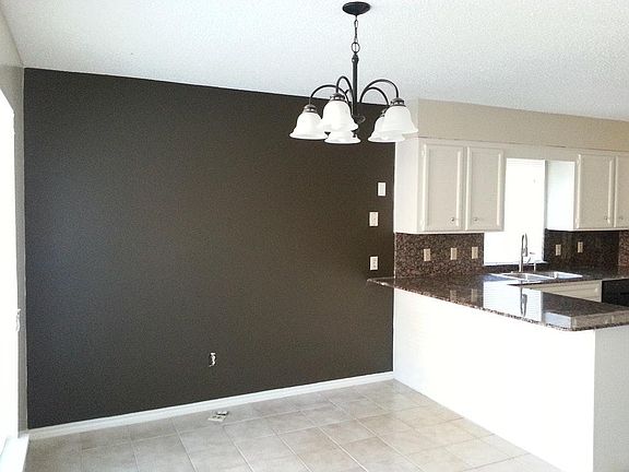 4th image of 2223 Woodcreek #A