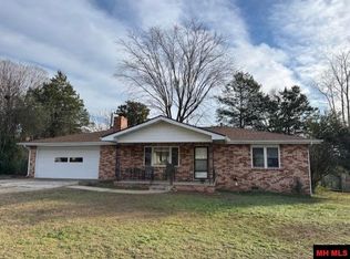 818 Locust St, Mountain Home, AR 72653