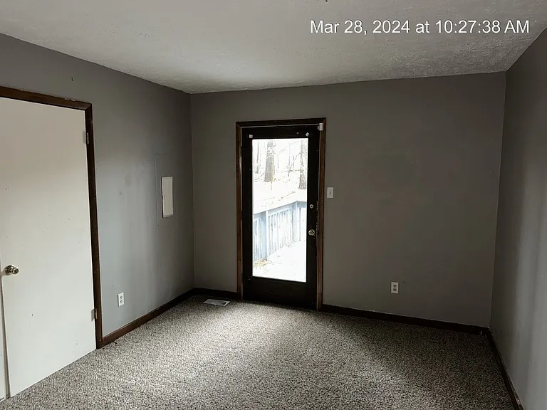 6468 Kelmscot Ct — Photo 14