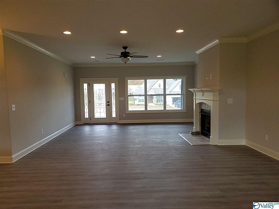 4th image of 753 Delynn Dr