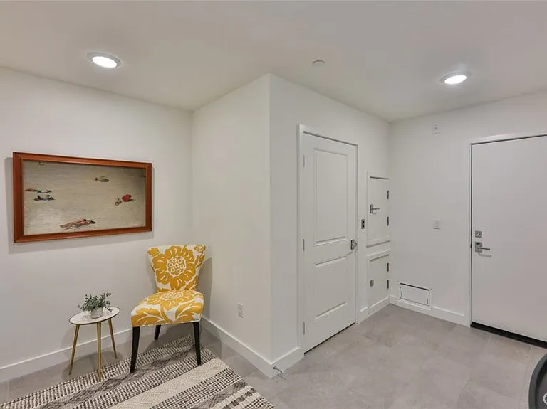 2869 Doheny Way — Photo 47