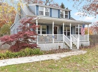 218 Nooseneck Hill Rd, Exeter, RI 02822