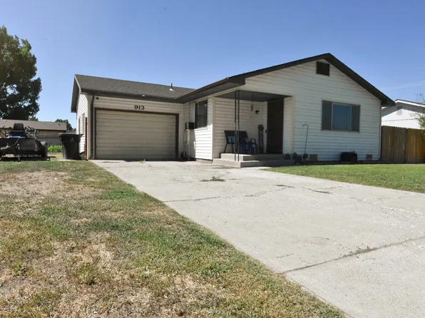 913 E 18th Way, Burley, ID 83318