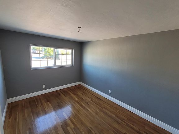 5th image of 8101 Brennan St