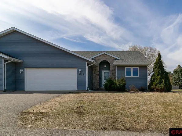 1733 Bassett Dr, Mankato, MN 56001
