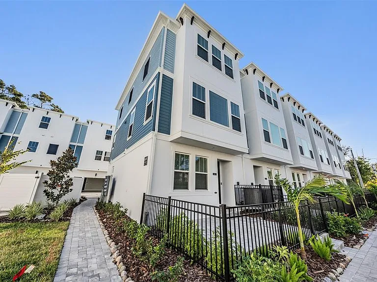 6605 N Nebraska Ave #6 — Photo 3