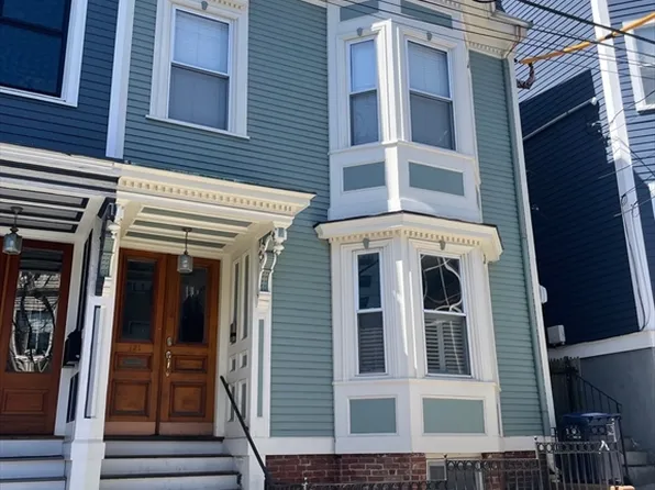 121 G St #1, South Boston, MA 02127