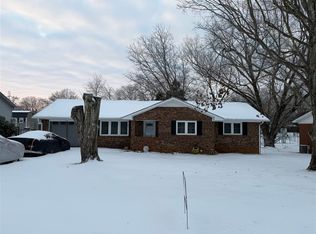 174 Circle Dr, Auburn, KY 42206