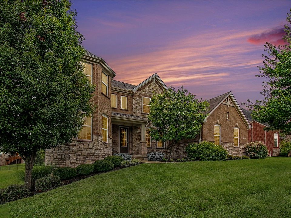 1st image of 8961 Oakcrest Way