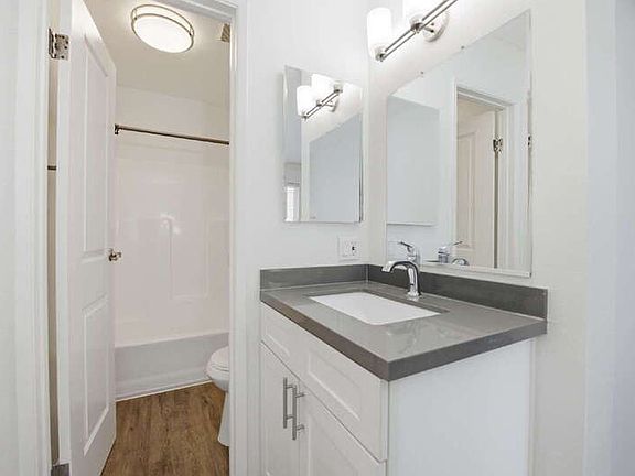 5th image of 4674 Bancroft St APT 6