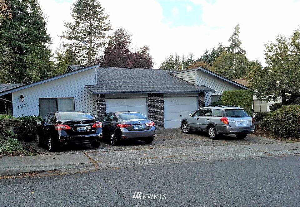 2nd image of 723 142nd Pl SE