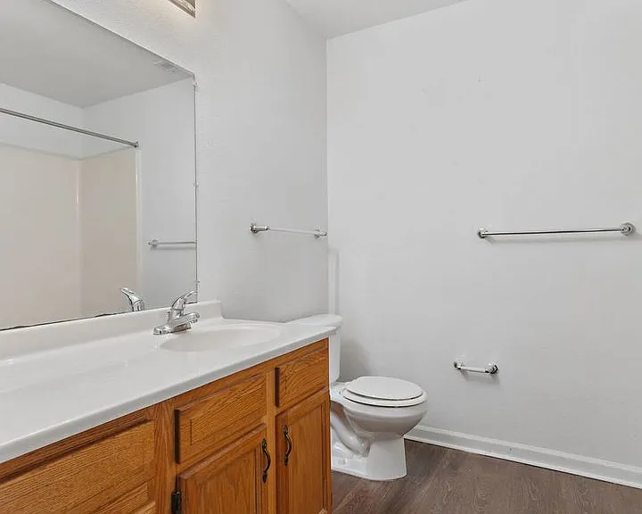 1308 N Liberty Cir E — Photo 18