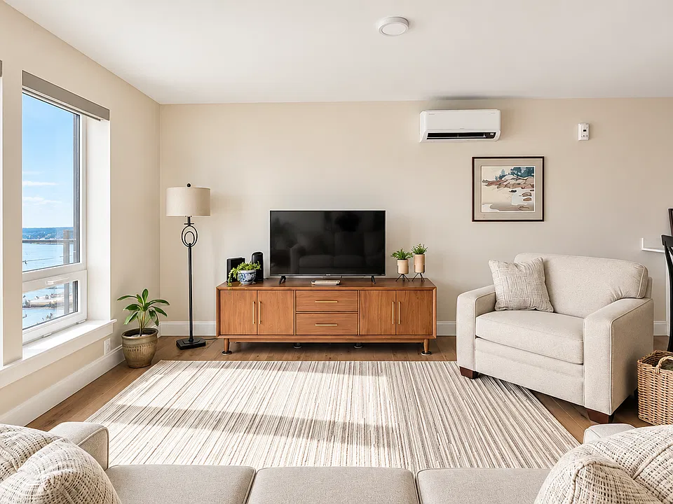 218 Washington Ave #303