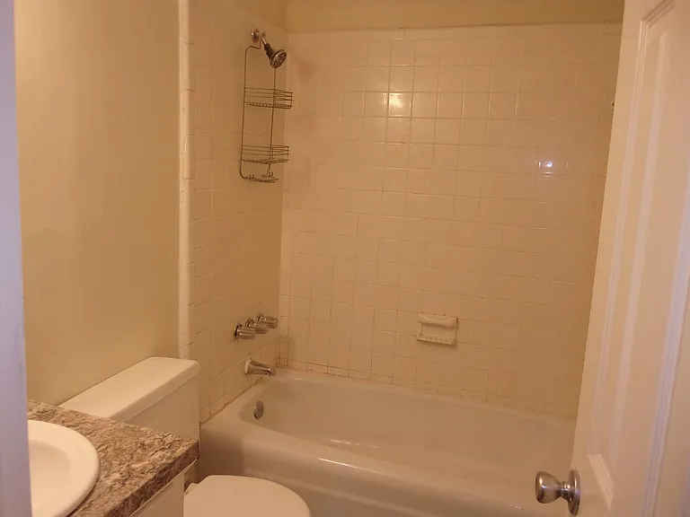 409 N Plantation Rd — Photo 12