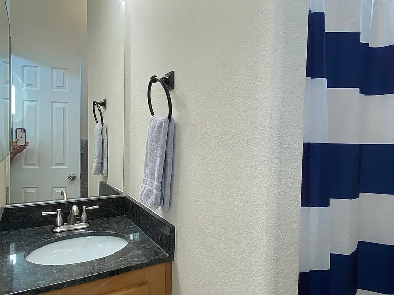 113 S Harold St #4 — Photo 5