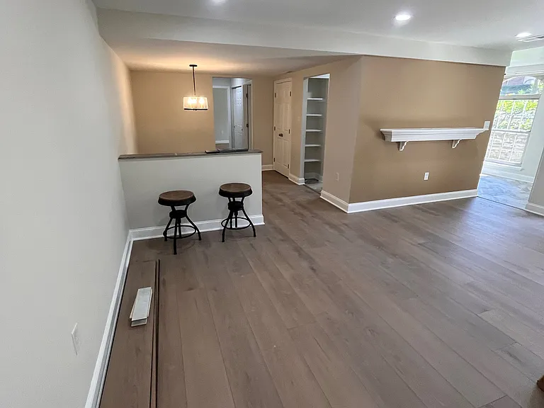 3376 Woodburn Rd #2 — Photo 2