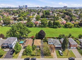 88 Cavehill Cres, Toronto, ON M1R 4P9