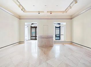 11 E 70th St #1A, New York, NY